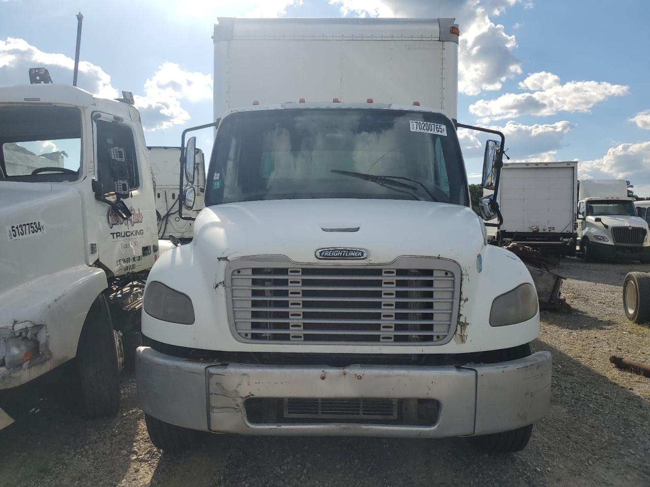 Lot #3290235219 2009 FREIGHTLINER M2 106 MED