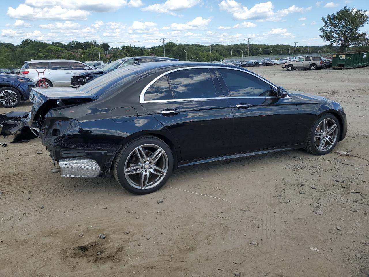 MERCEDES-BENZ E-CLASS 300 4MATIC