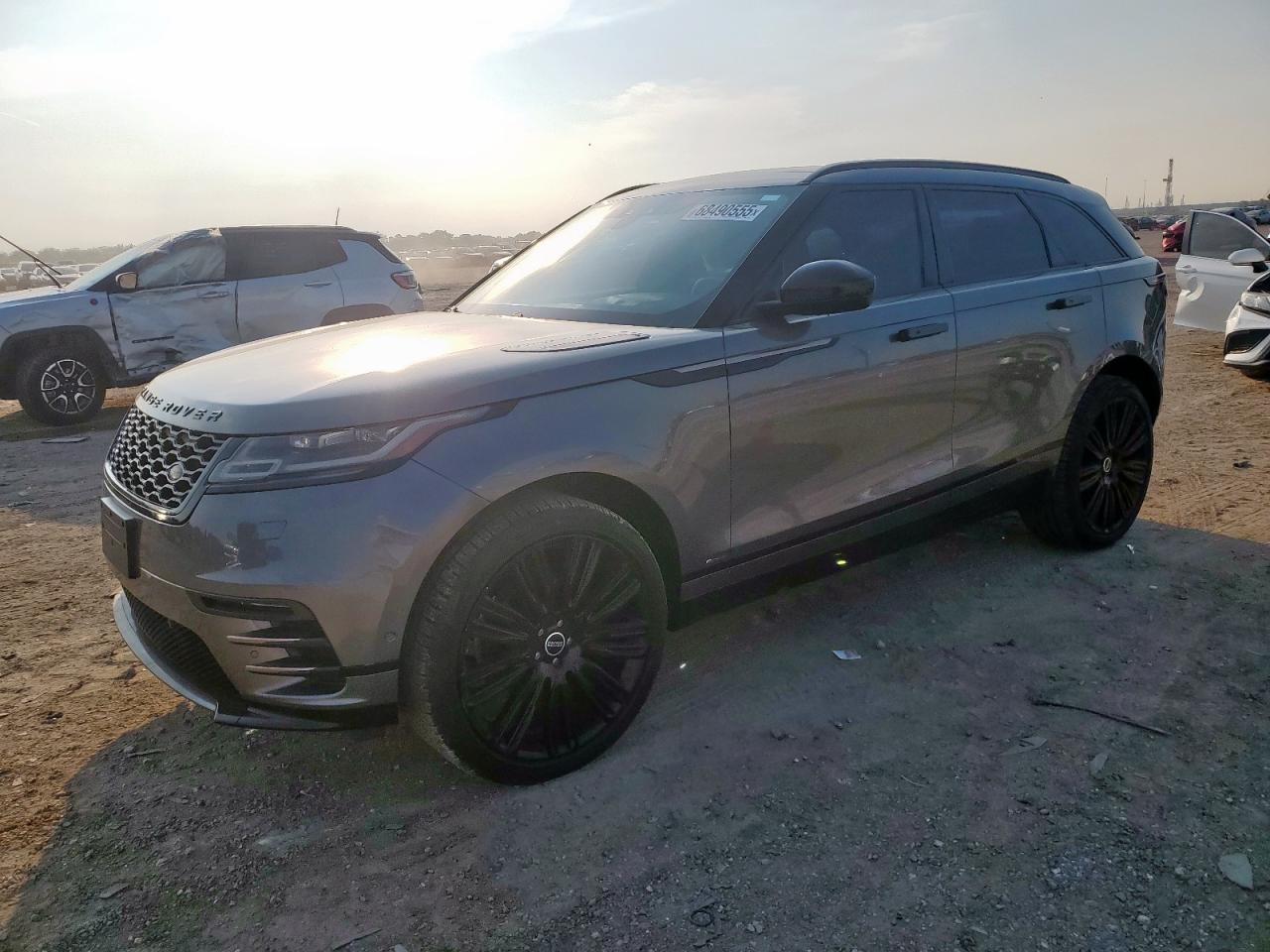 LAND ROVER RANGE ROVER R-DYNAMIC SE