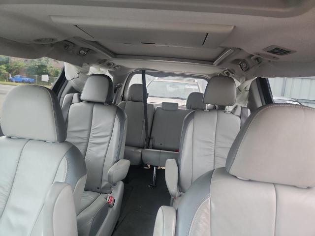 2011 TOYOTA SIENNA XLE - 5TDDK3DC6BS009223
