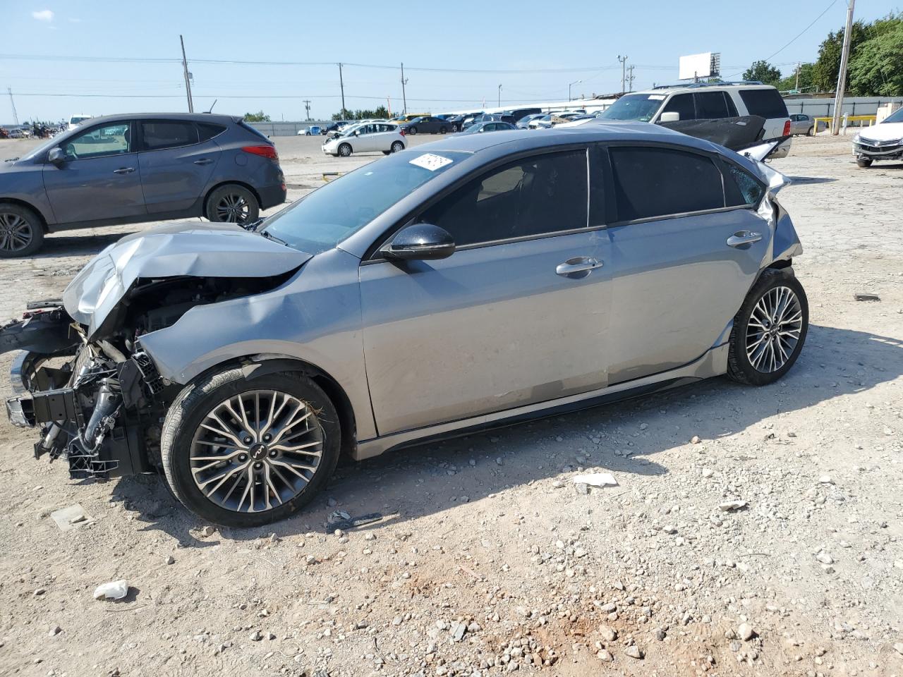 KIA FORTE GT LINE