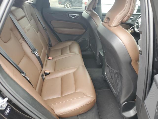 2020 VOLVO XC60 T5 MO YV4102RK0L1441062