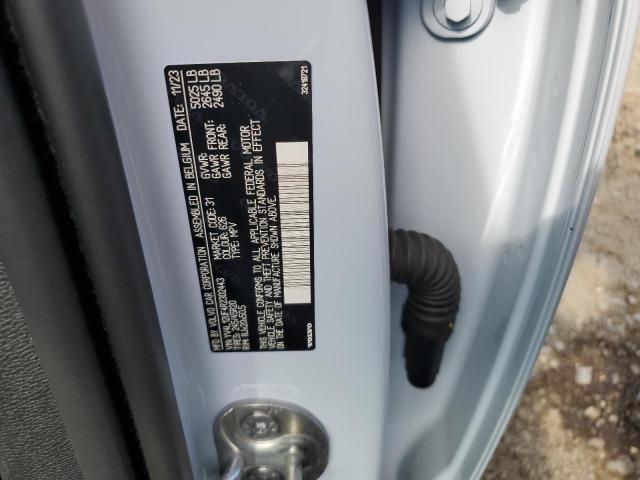 2024 VOLVO XC40 ULTIM YV4L12UF4R2302443