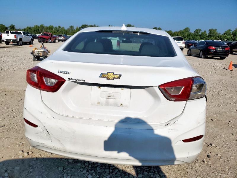 2018 CHEVROLET CRUZE LT 1G1BE5SM3J7201514
