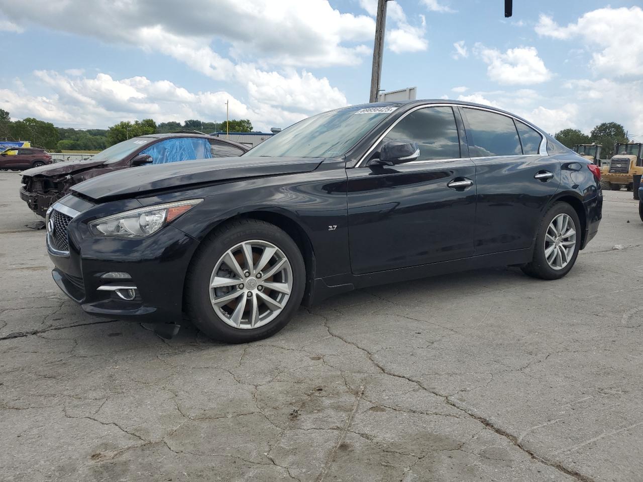 INFINITI Q50 BASE