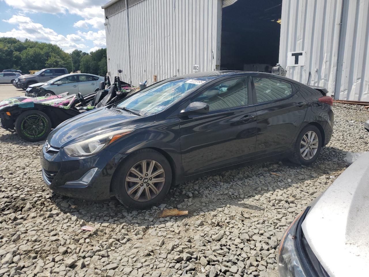  Salvage Hyundai ELANTRA