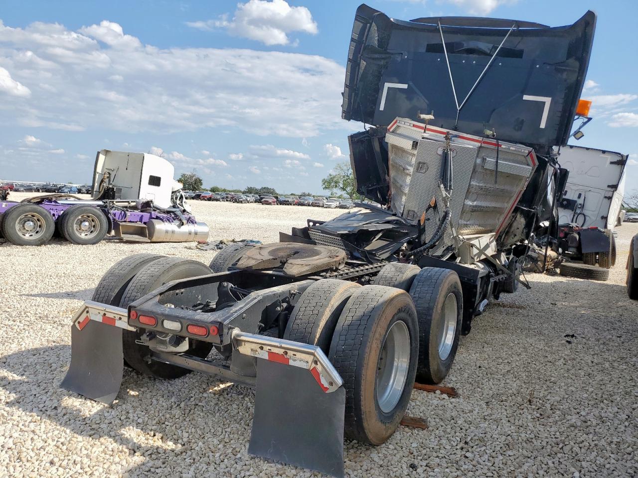 Lot #3280322958 2023 MACK ANTHEM