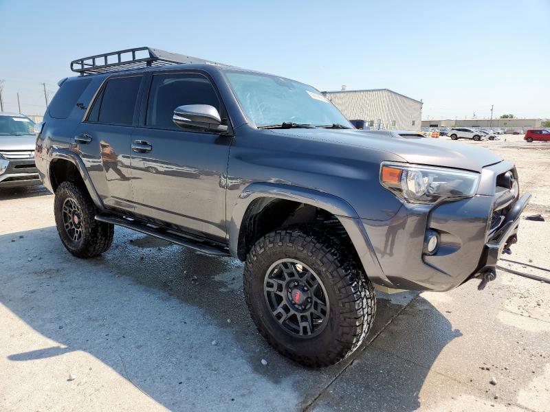2017 TOYOTA 4RUNNER SR JTEBU5JR9H5470870
