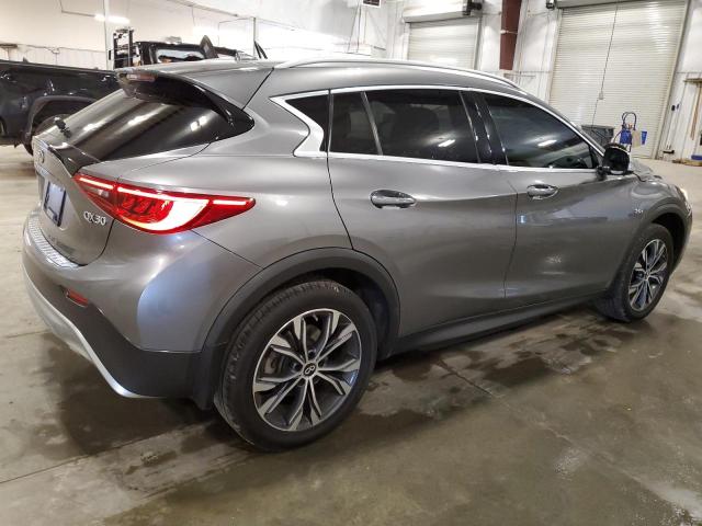 2017 INFINITI QX30 BASE SJKCH5CR3HA025653