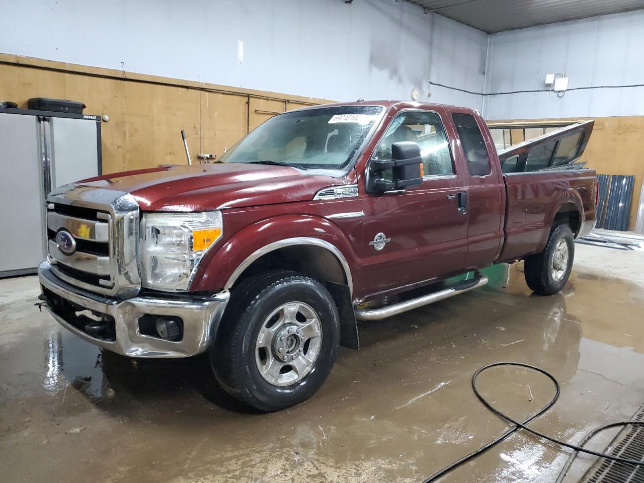 FORD F-250 SUPER DUTY