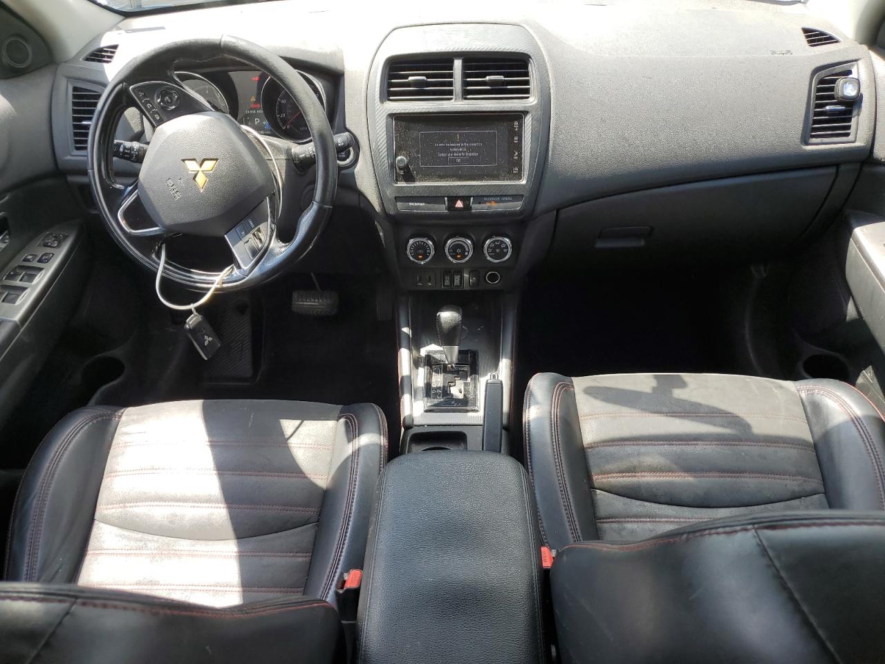 MITSUBISHI OUTLANDER ES