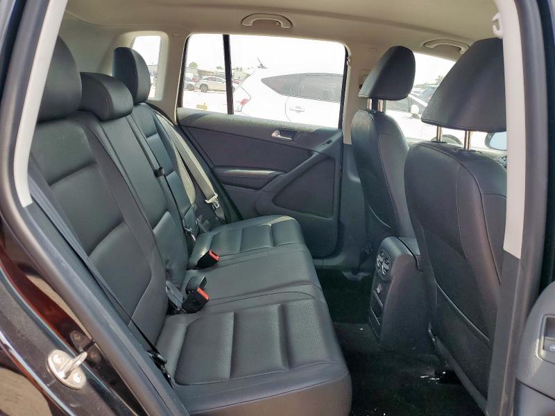2016 VOLKSWAGEN TIGUAN S WVGAV7AX4GW594993