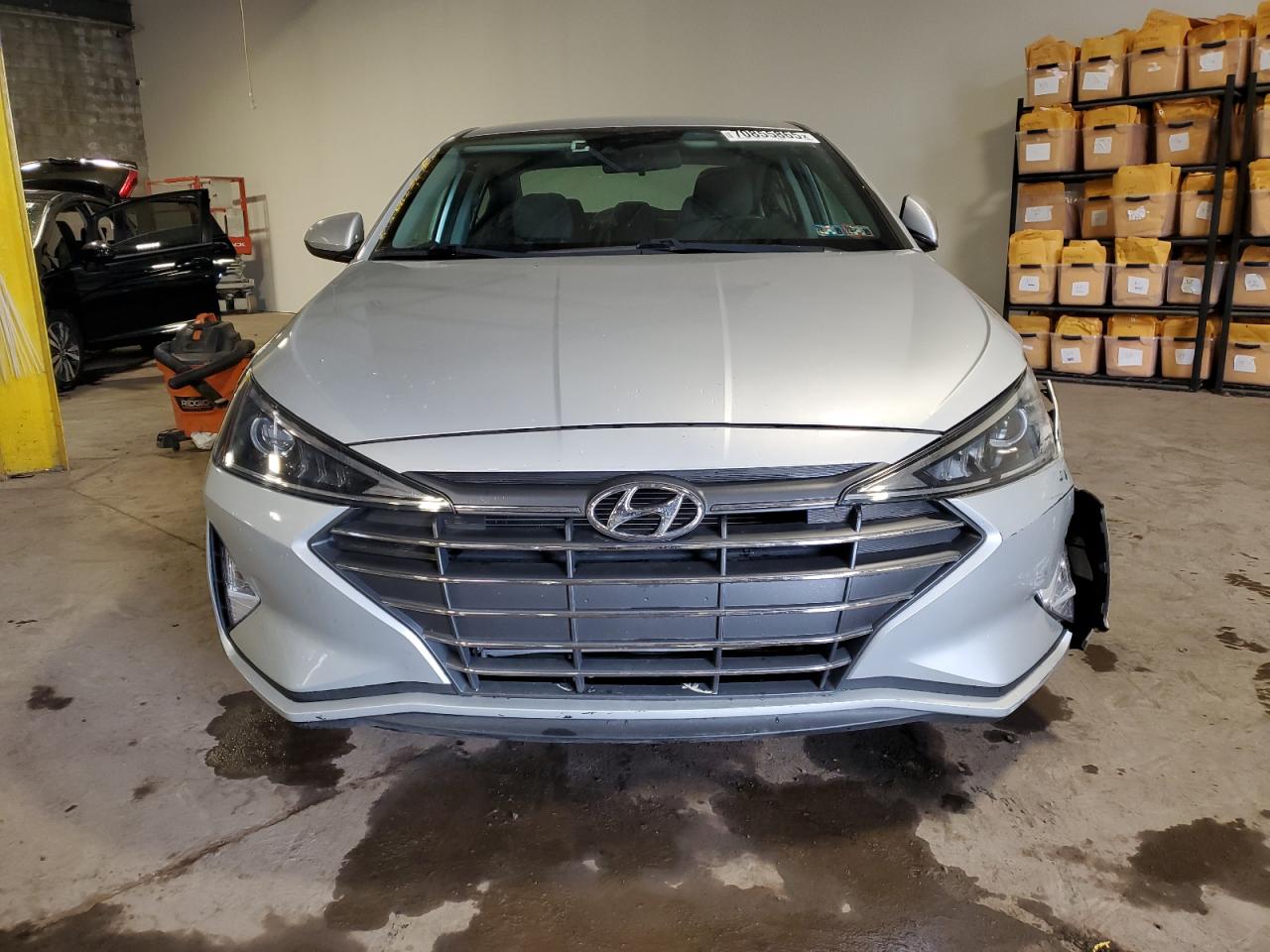 HYUNDAI ELANTRA SEL