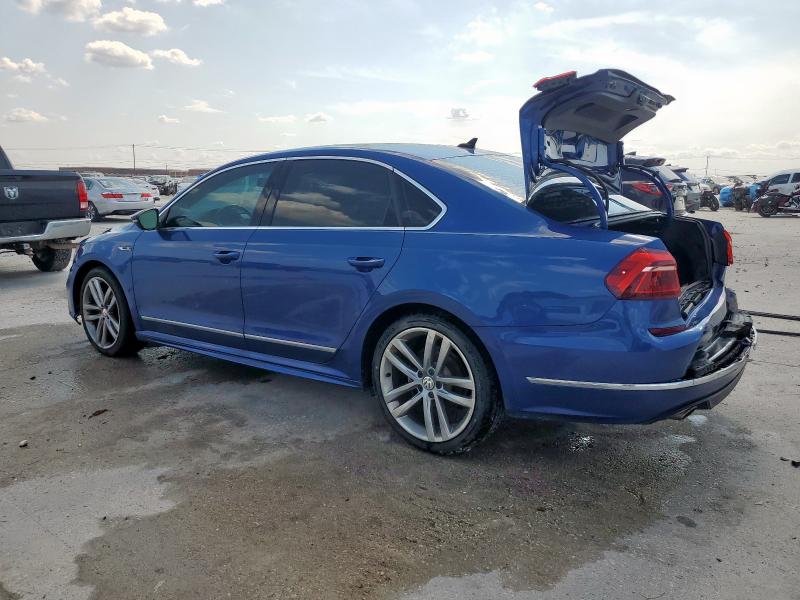 2017 VOLKSWAGEN PASSAT R-L 1VWDT7A39HC023083