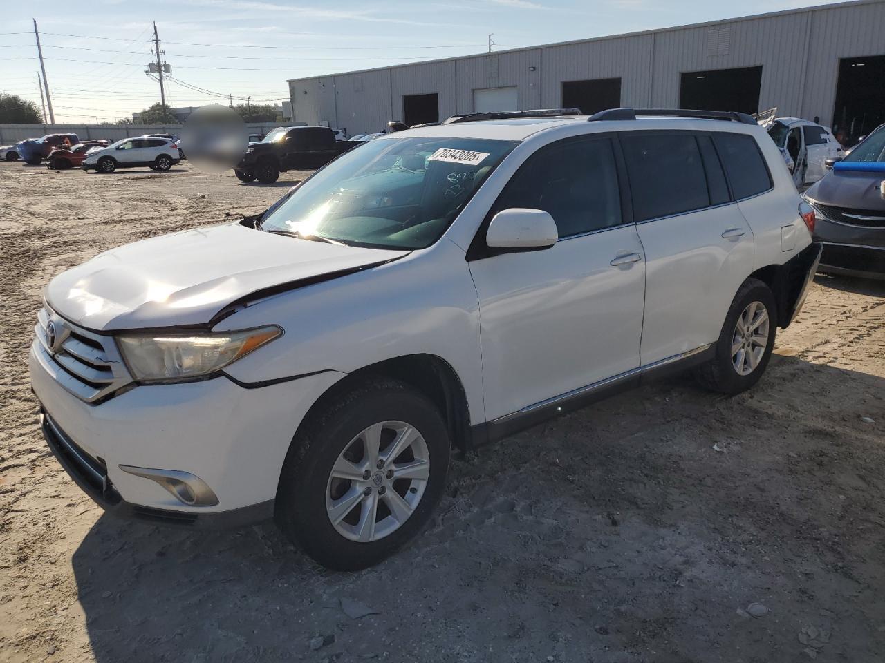 TOYOTA HIGHLANDER BASE