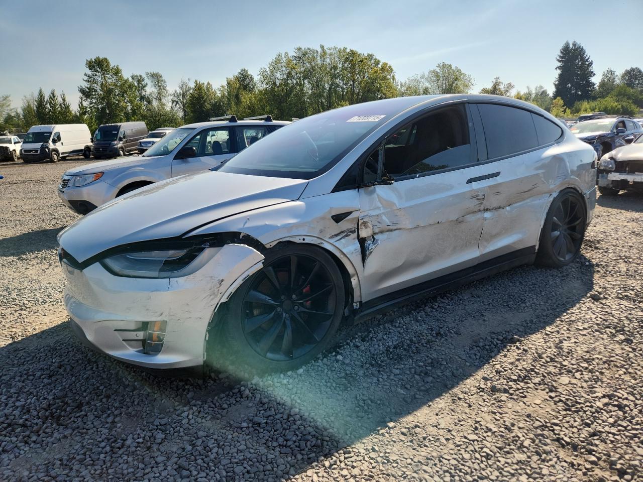 TESLA MODEL X