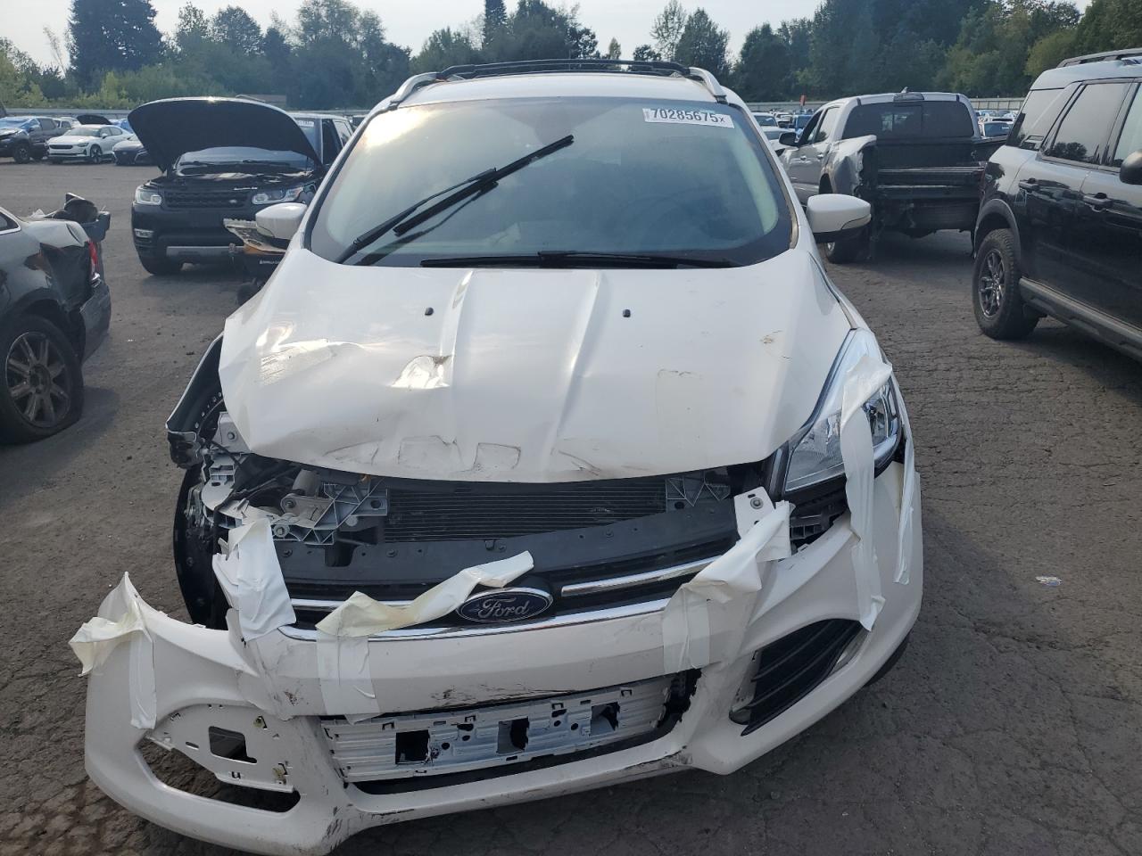 FORD ESCAPE TITANIUM