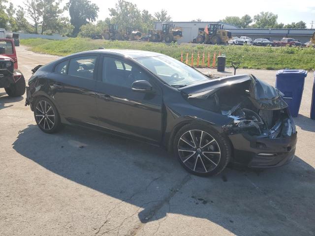 2018 VOLVO S60 DYNAMIC YV126MFL6J2456794