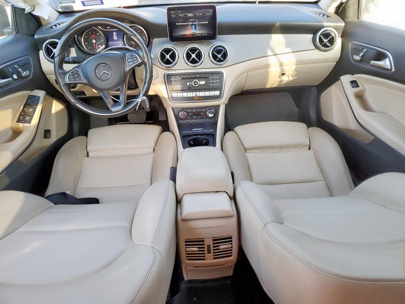 2018 MERCEDES-BENZ GLA 250 4M WDCTG4GB4JJ372292