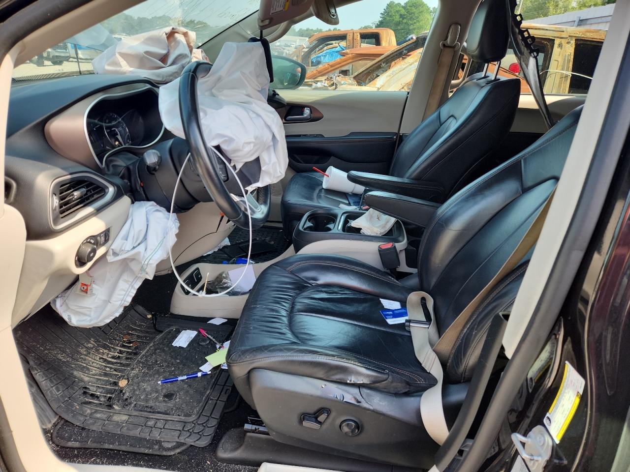 CHRYSLER PACIFICA TOURING L