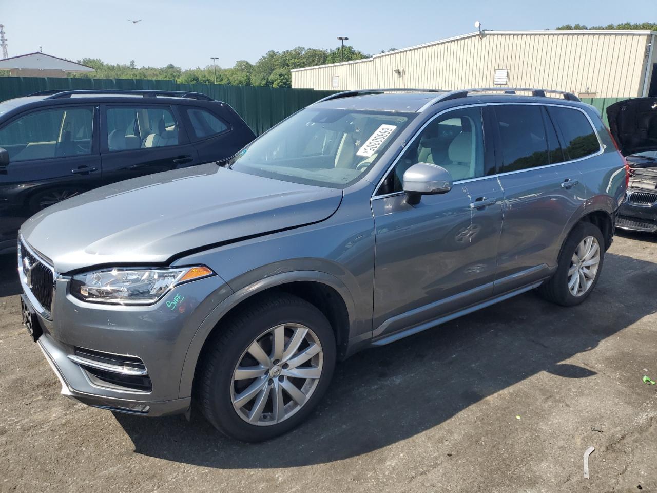 VOLVO XC90 T6