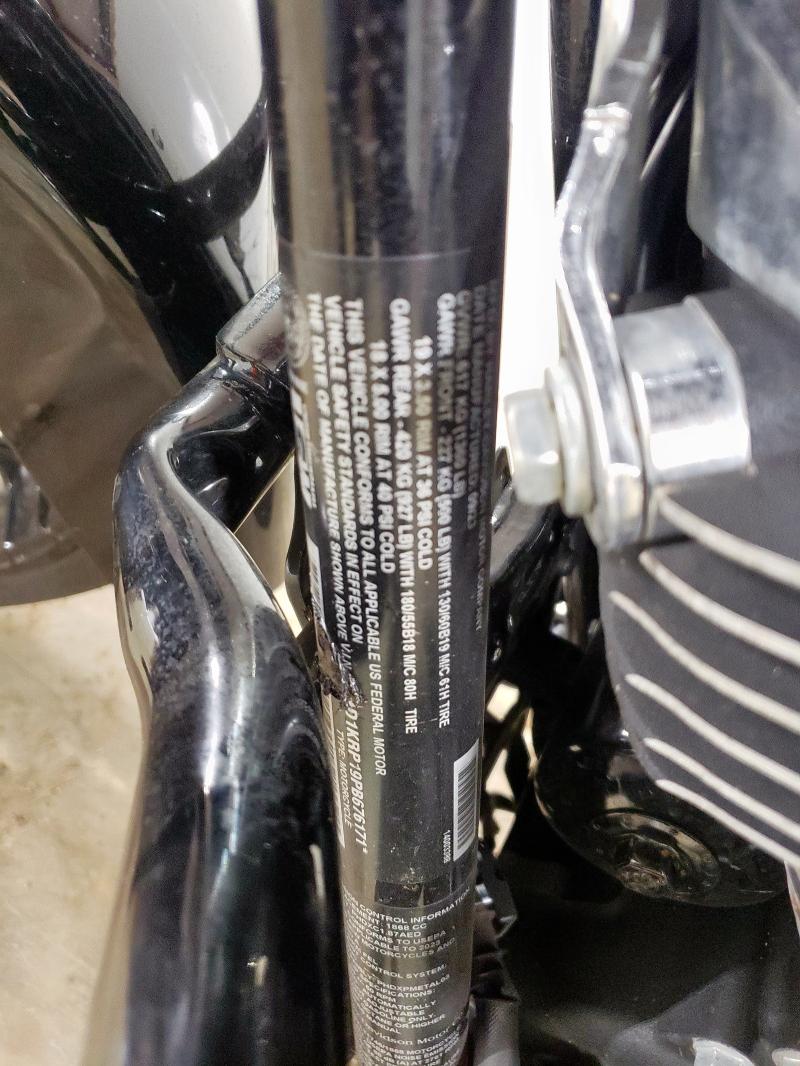 2023 HARLEY-DAVIDSON FLHXS 1HD1KRP19PB676171