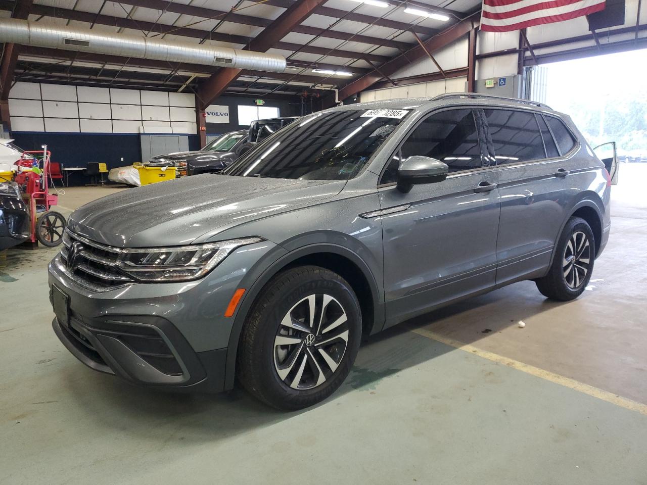 VOLKSWAGEN TIGUAN S