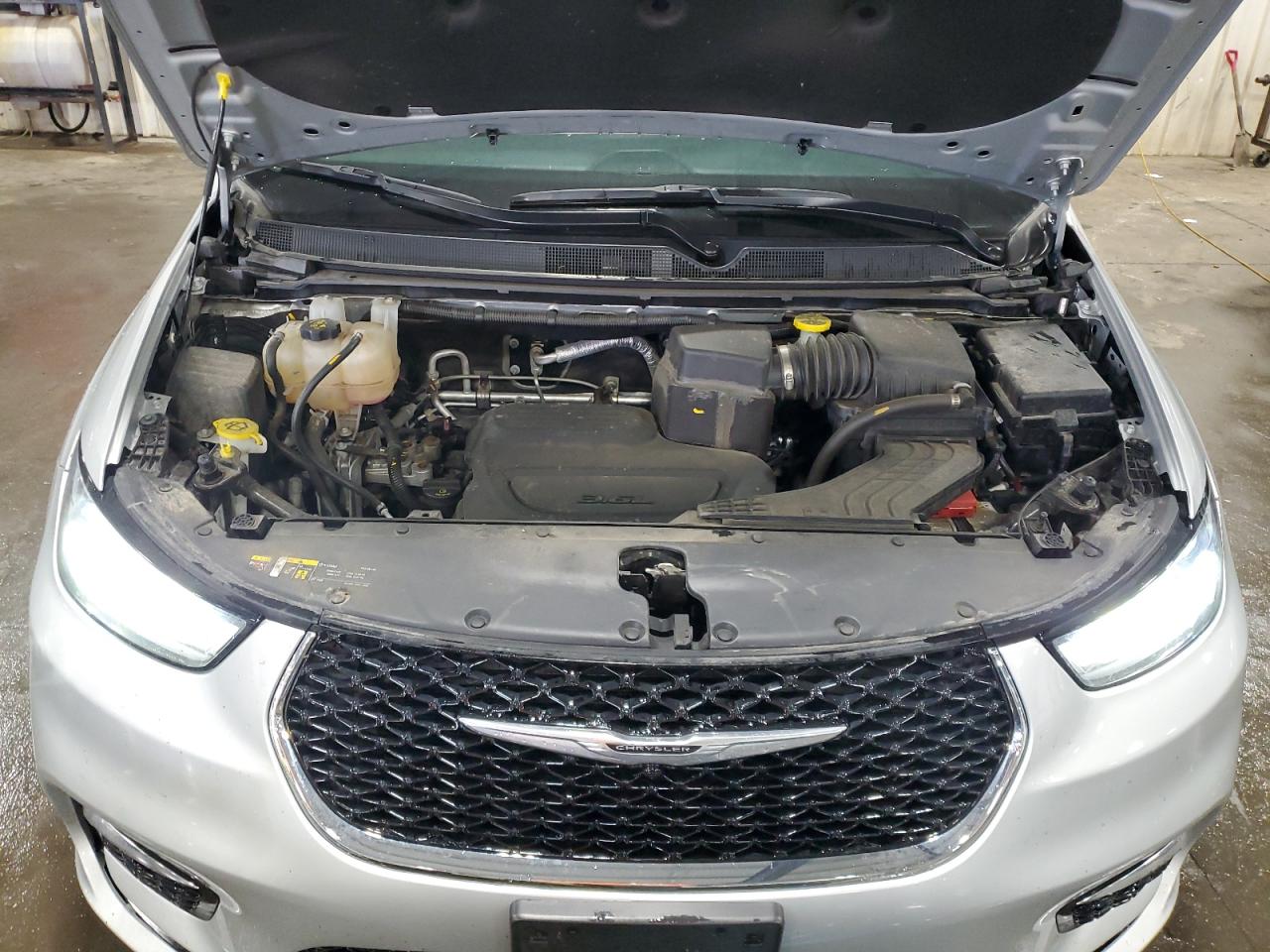 CHRYSLER PACIFICA TOURING L