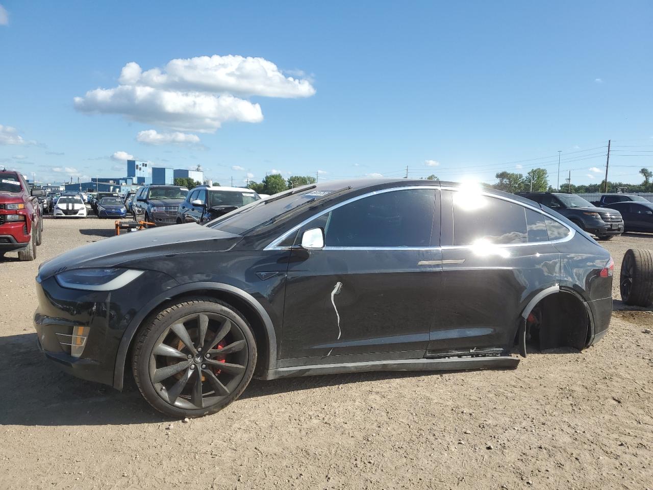 TESLA MODEL X