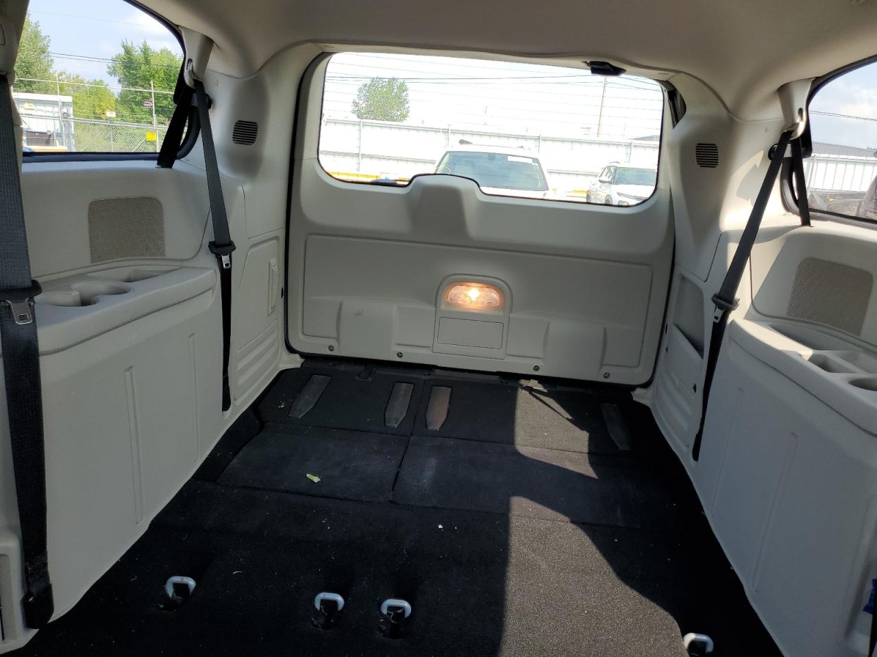 CHRYSLER TOWN & COUNTRY TOURING