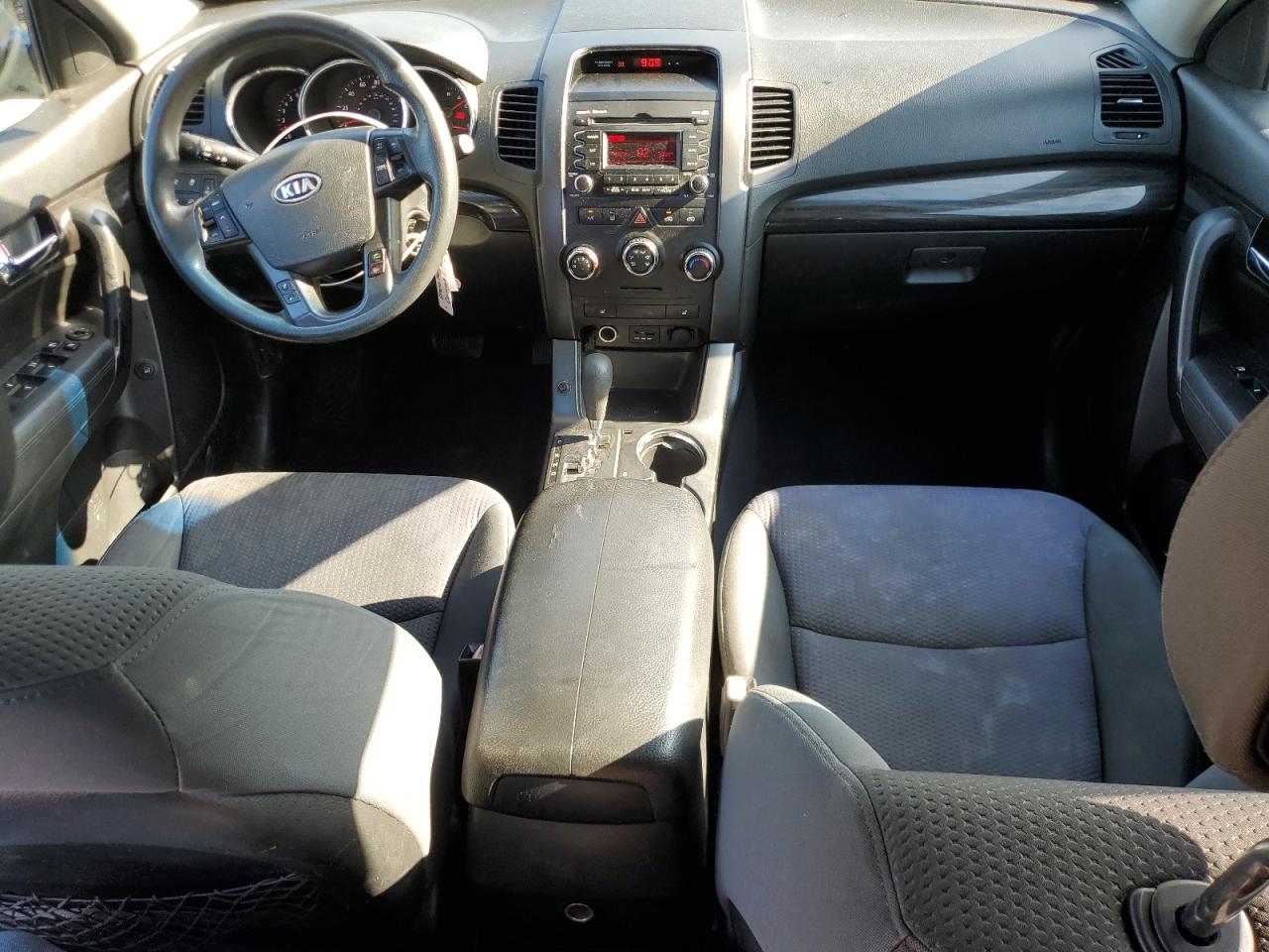 KIA SORENTO BASE