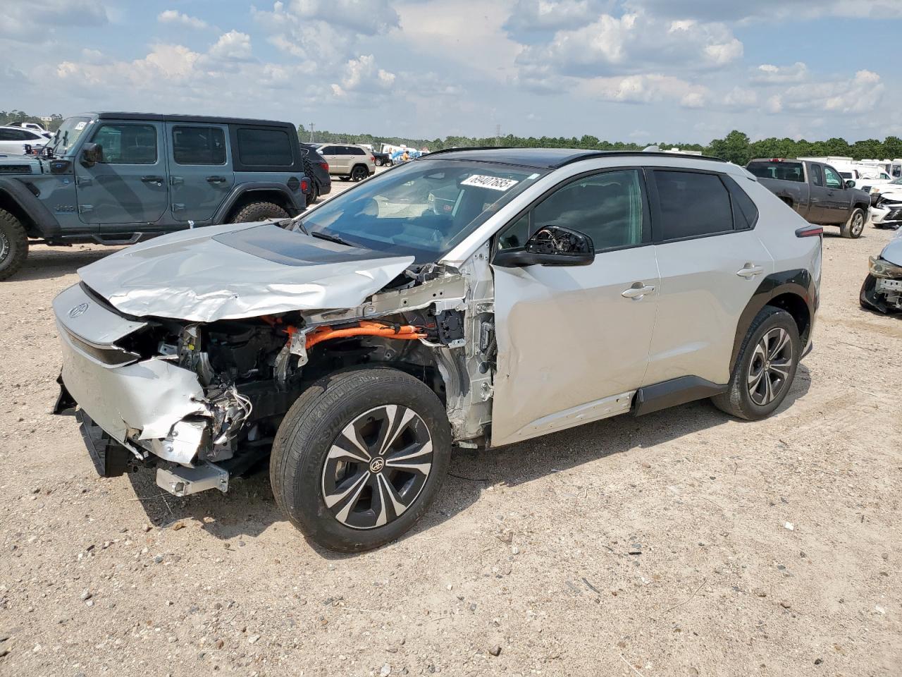 TOYOTA BZ4X XLE