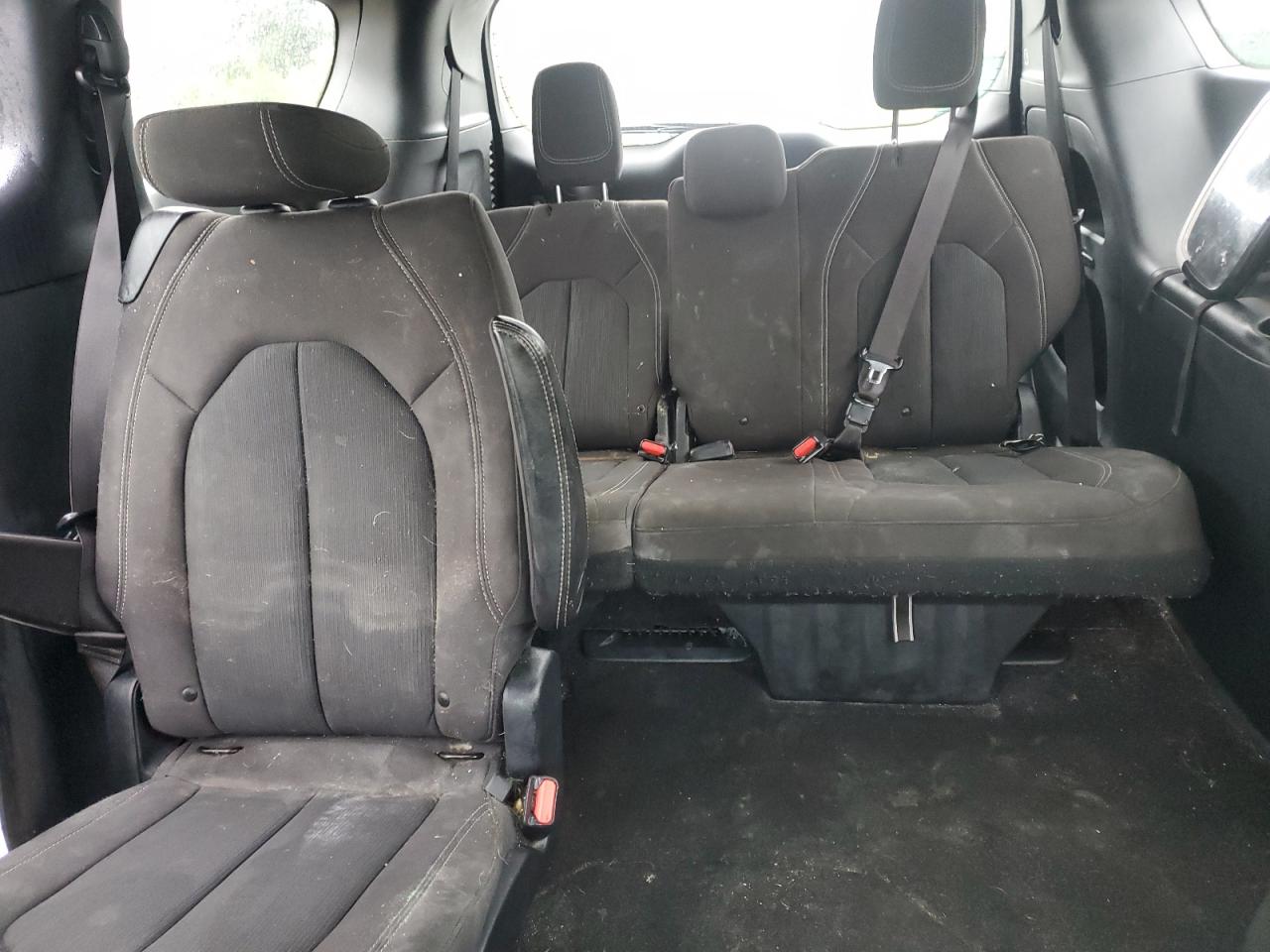 CHRYSLER PACIFICA TOURING PLUS