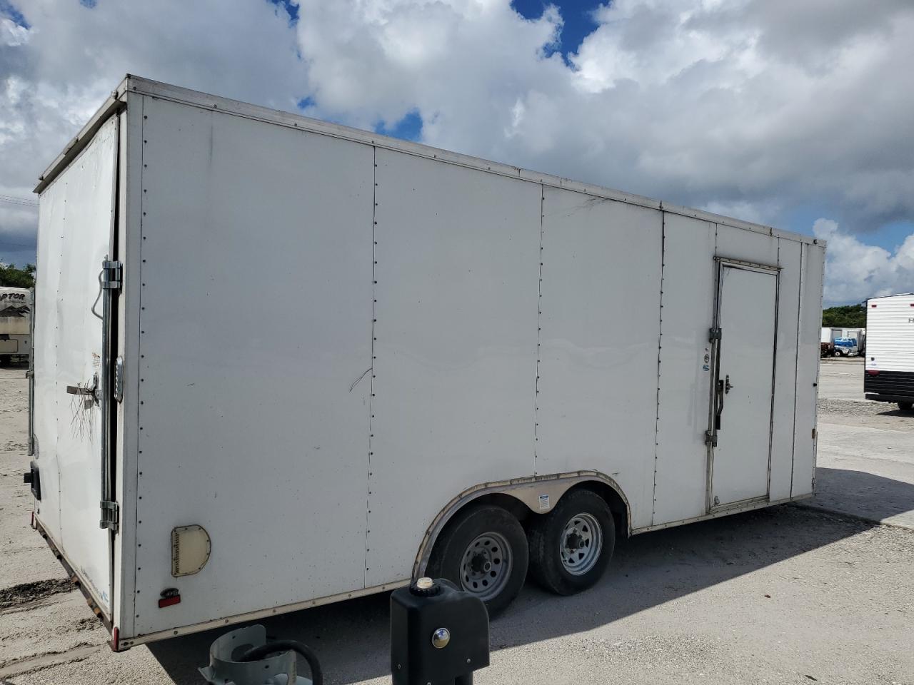 Lot #3215912896 2022 CONTINENAL CARGO TXBL822TA3