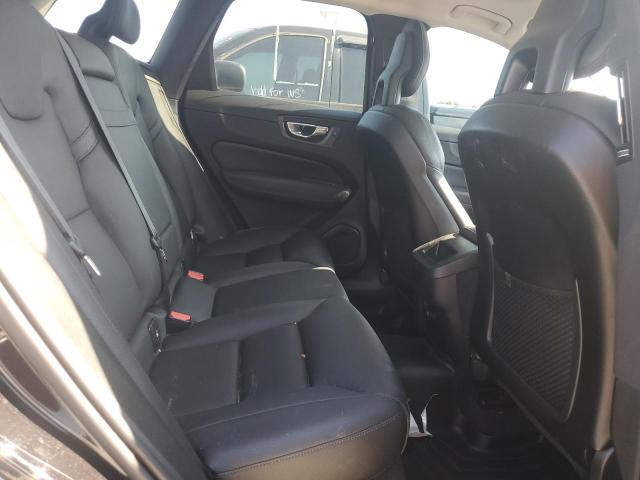2018 VOLVO XC60 T6 MO YV4A22RK5J1046592