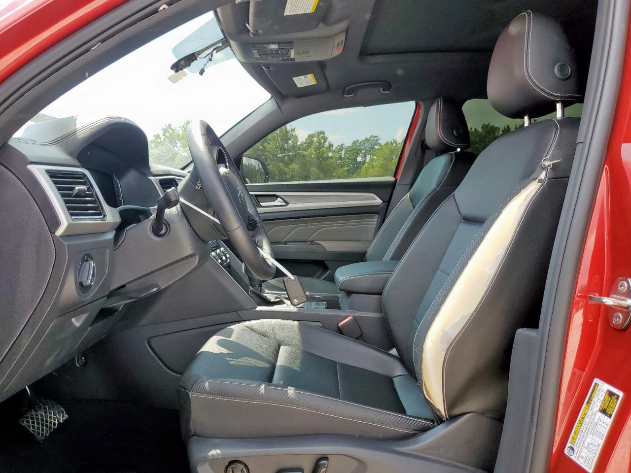 VOLKSWAGEN ATLAS CROSS SPORT SE