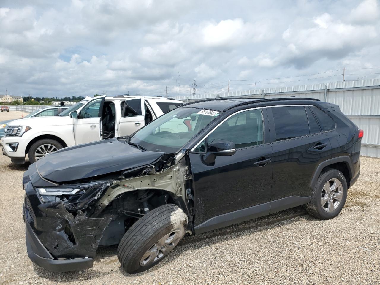 TOYOTA RAV4 XLE