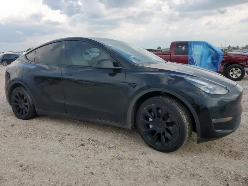 2024 TESLA MODEL Y 7SAYGDEE2RA237324