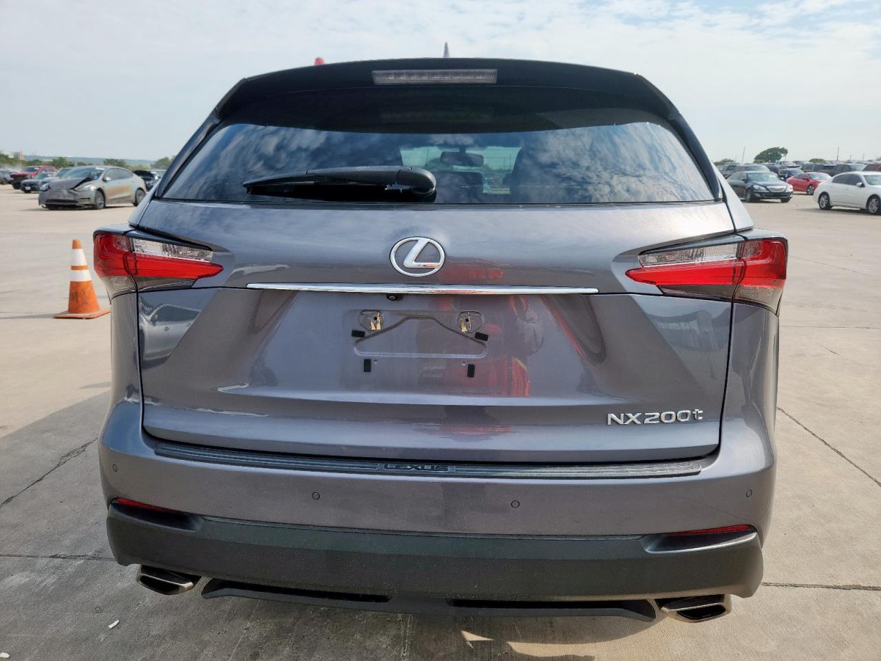 LEXUS NX 200T BASE