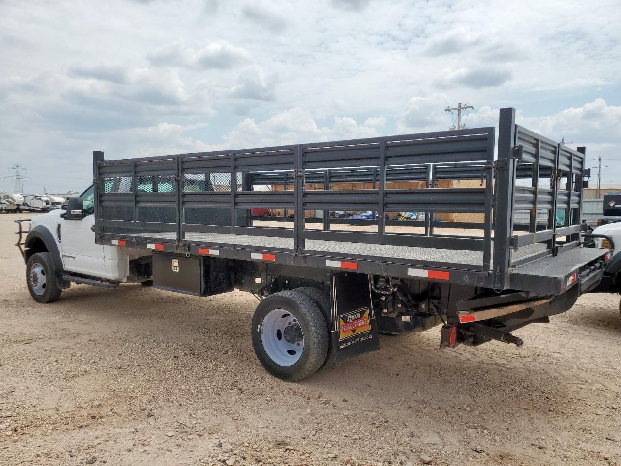 FORD F-550 SUPER DUTY