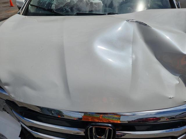 2018 HONDA PILOT TOUR 5FNYF6H98JB054611
