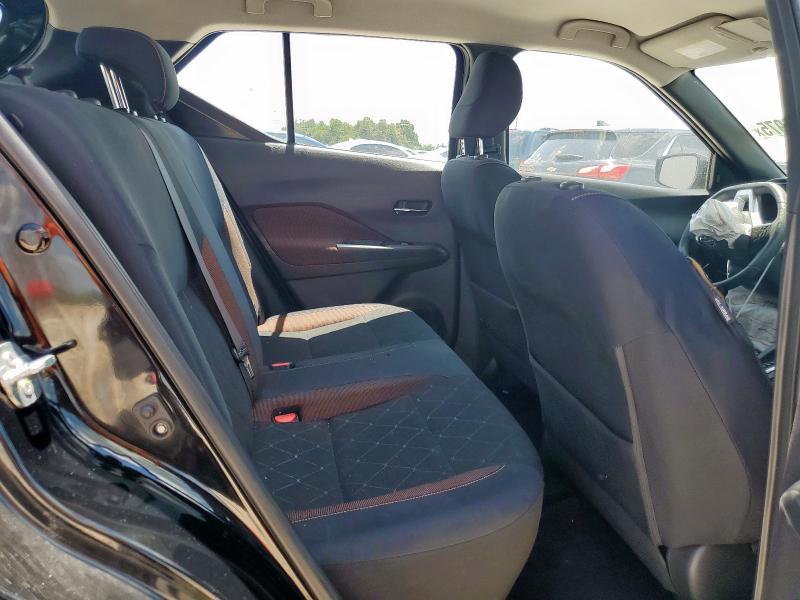 2018 NISSAN KICKS S 3N1CP5CUXJL533825