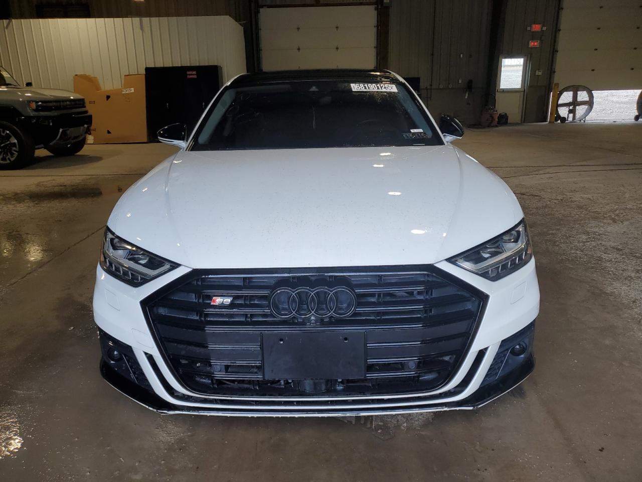 AUDI S8