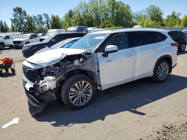 TOYOTA HIGHLANDER