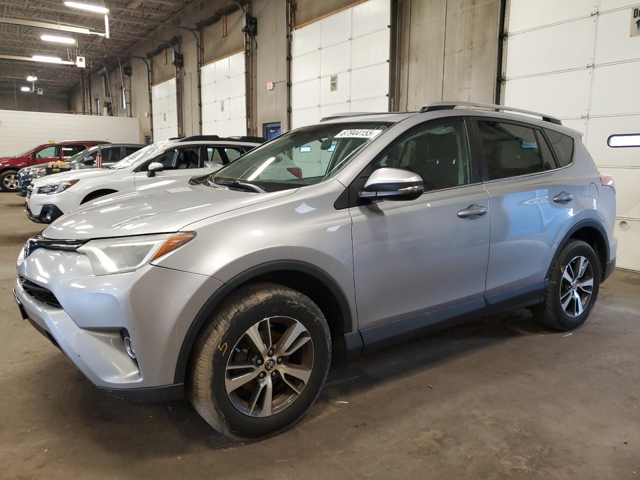 TOYOTA RAV4 XLE