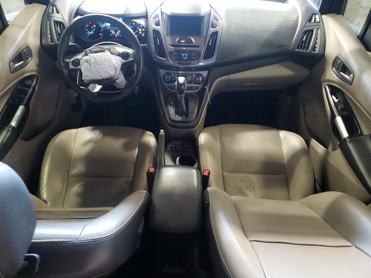 FORD TRANSIT CONNECT TITANIUM