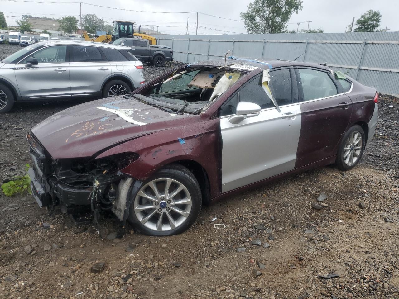 FORD FUSION SE HYBRID