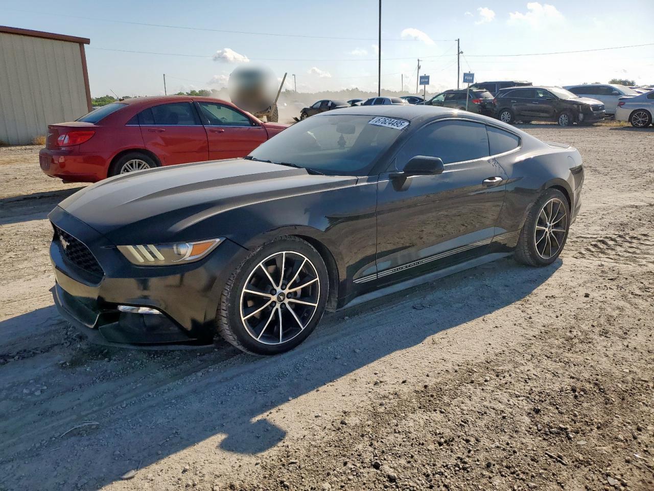 FORD MUSTANG