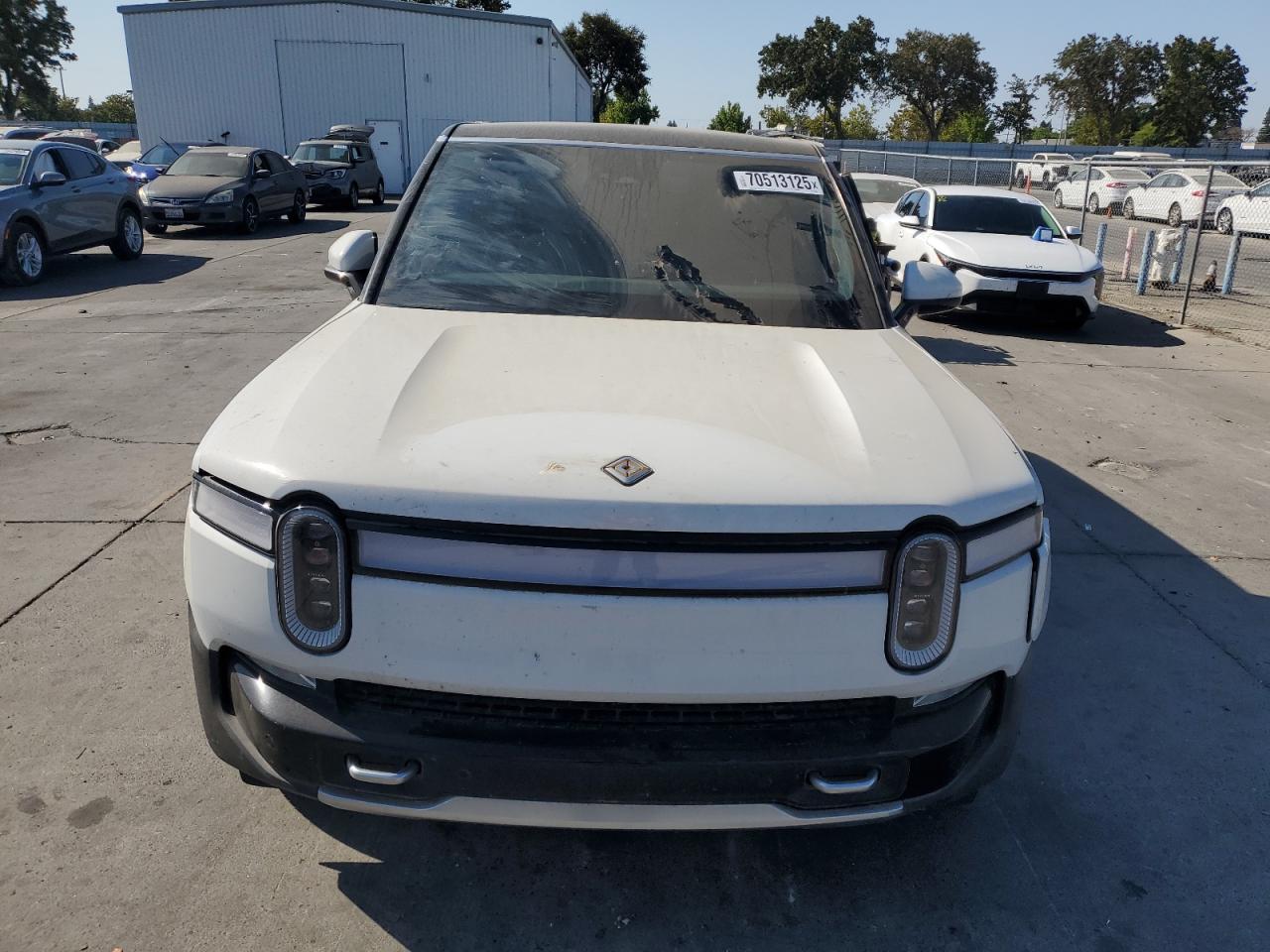 RIVIAN R1S ADVENTURE