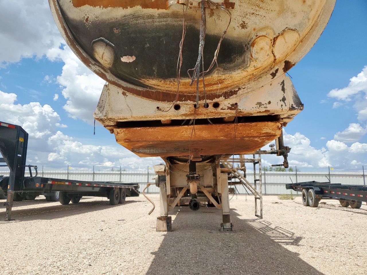 Lot #3266945041 2016 SEMI TRAILER